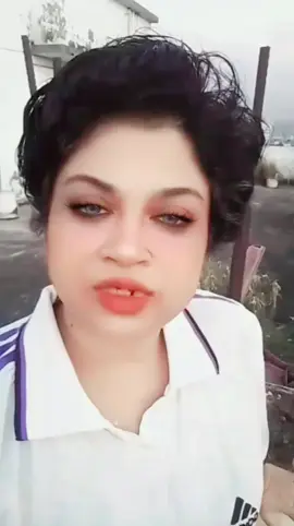 --------------- --------------- দুটো সরল রেখা কখনো মিলিত হতে পারেনা তাই কাউকে না কাউকে বাঁকতেই হয় তা না হলে মিলন অসম্ভব।