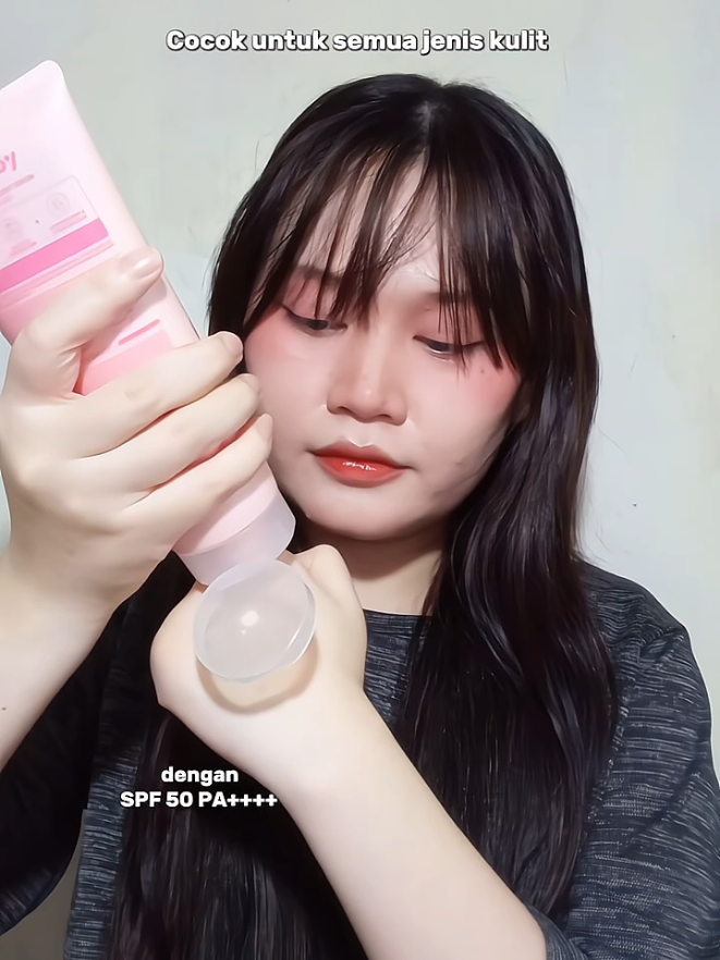 Cerah natural yang gak ngasih kesan abu-abu ke kulit #lavojoybodyserum #lavojoy #instanttoneup #toneup #glowingskin 