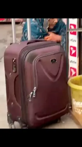 মেয়েটা মনে হয় অনেক টেনশনে আছে.!🐸🙂🌚#unfeezmyaccount #fupシforyou #fupシ #unfeezmyaccount #fupシforyou 