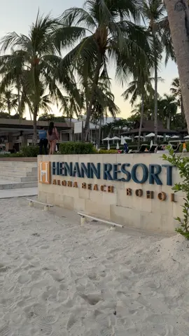 Sunset in panglao, bohol #panglaobohol #panglao #hennan #hennanalonabeachresort #sunset 