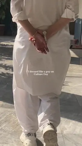 🤣🫵🏽#univercityofpeshawar #fyppppppppppppppppppppppp #tiktokteam #fyourpage #tiktokviral 