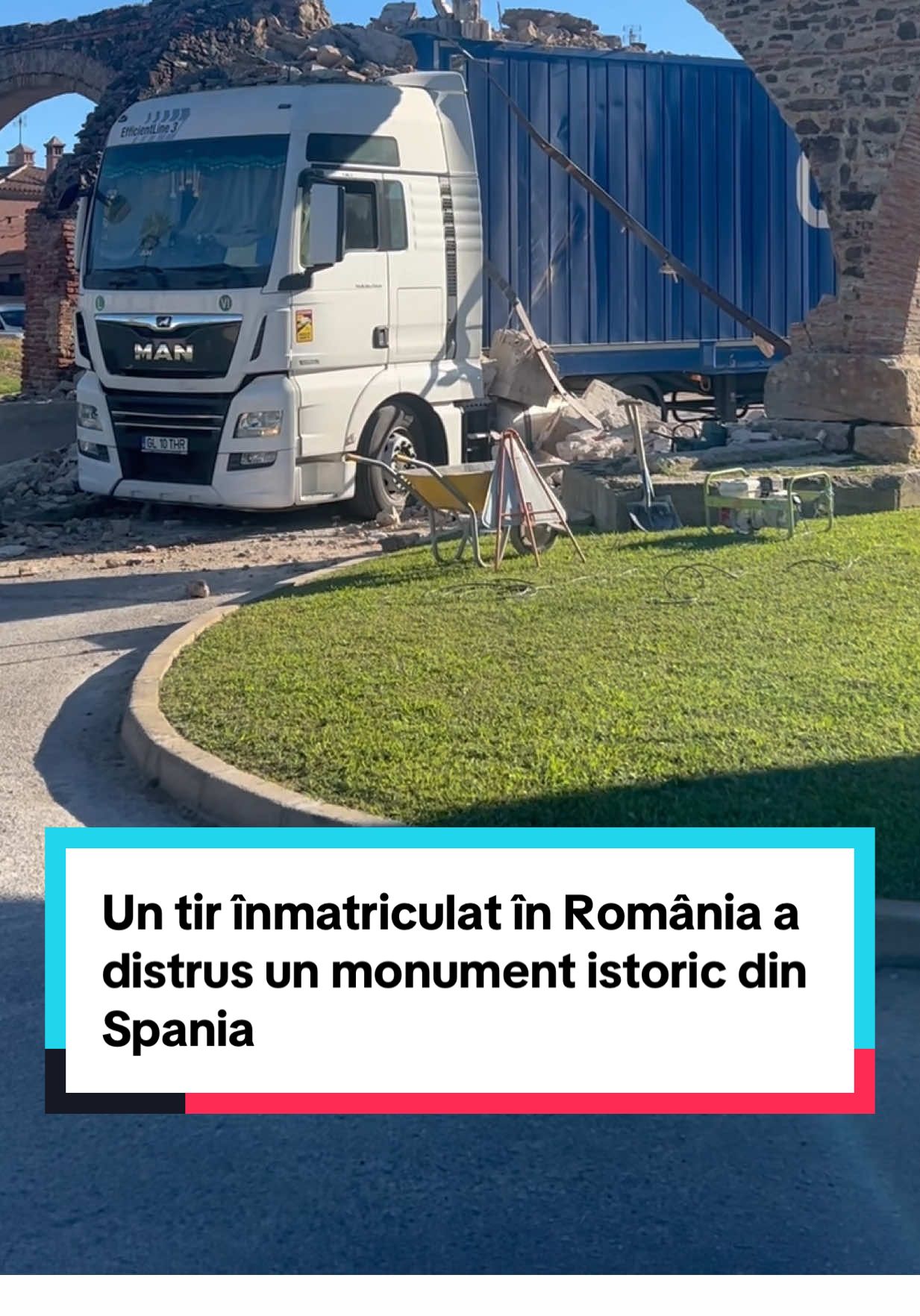 Un tir înmatriculat în România a distrus un monument istoric din Spania #tir #incident #elcobre #fyp #cancan 