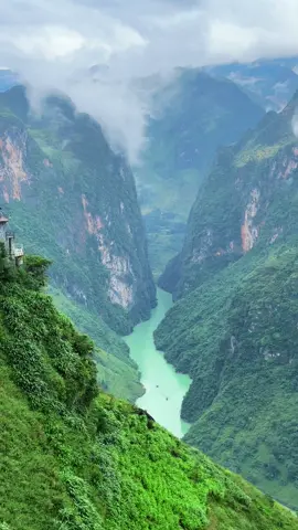 Hà Giang nắng hồng gọi mây.. #donglongbong #hagiang #songnhoque #mapileng 