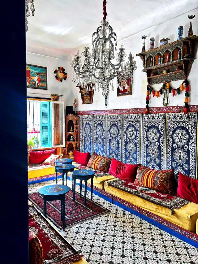 A symphony of tradition and art — vibrant tiles, hand-carved wood, rich fabrics, and golden light. Every corner tells a story, every color breathes culture. #Morocco  #MoroccoVibes  #TraditionalDesign #MoroccanStyle  #assilah🇲🇦  shot by @Zineb ✨ 