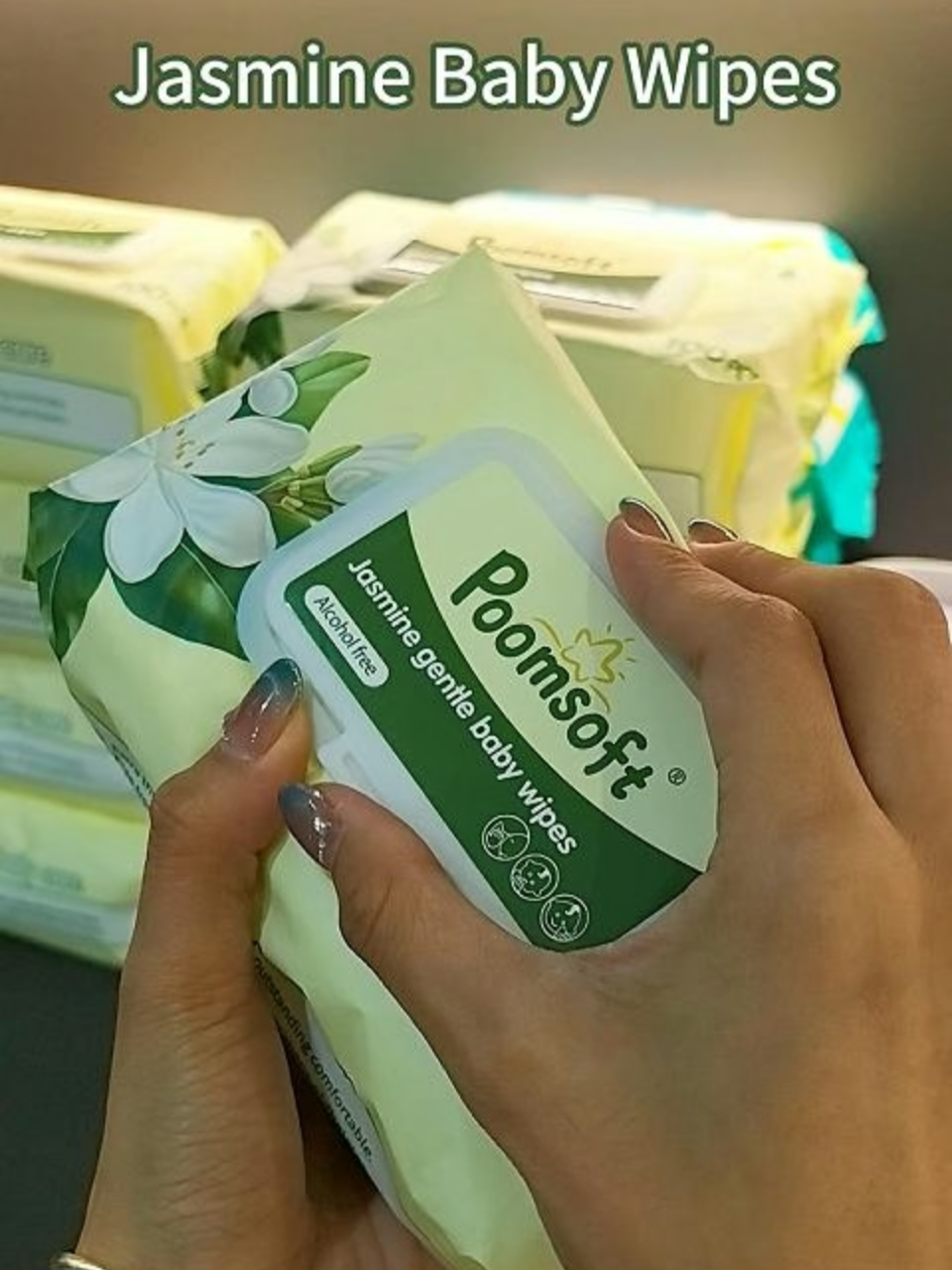 Fresh jasmine fragrance wipes~ Flash Sale!! There are 500 sheets in 5 packs, offering good value and high quality.#poomsoft #poomsoftgentlebabywipes #babywipes #poomsoftwipes #wipes #newborn #babyproducts #babycare #firsttimemom #baby #fyp #payday #flashsale #jasmine