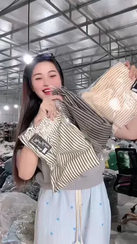 Quần sọc kẻ ống rộng mới đây ạ #thoitrangbigsize #ươc_duoc_len_xu_huong #quansuong #trending #quandai 