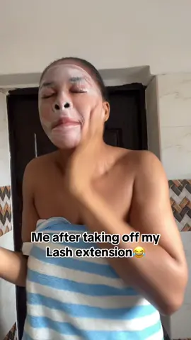 The freedom after taking off lash extensions>> #lashextensions #lashes #relatable #BeautyTok #foryoupage 