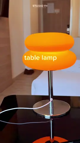 โคมไฟตั้งพื้น เก๋ๆ🍊  ปรับระดับได้สามสี ตั้งมุมไหนก็สวย❤️#ของตกแต่งห้อง #โคมไฟตั้งโต๊ะ #โคมไฟ #มินิมอล 