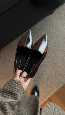 Giày mũi nhọn siêu xinh ✨🫶🏻 #tieutieuofficial #unbox #review 