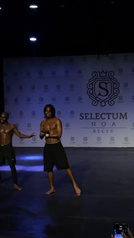 ჯუნგლი ბიჭი ვიპოვე 😂🤩 #maugli #dancer #stranger #dance 