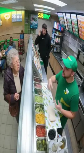 Oma wollte nur etwas essen 😔 #sora #fy #subway 