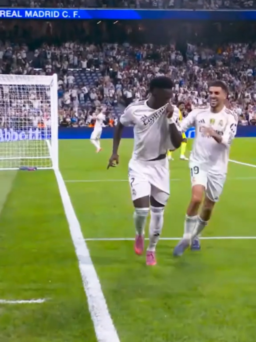 Vini Jr. 🔥👑 #realmadridfc #vinijr . #foryou #viral #fyp 