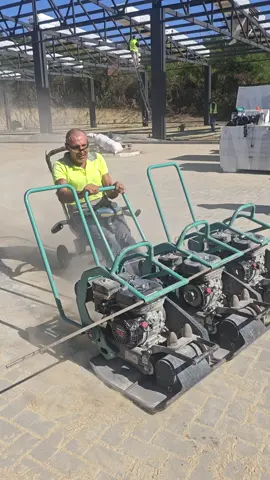 #vladionconstruct #no #бордюр #стройка #trend #recuerdos #тротуарнаяплитка #хочуврек #creator #construction #recommendations #funny #прикол #шутка 