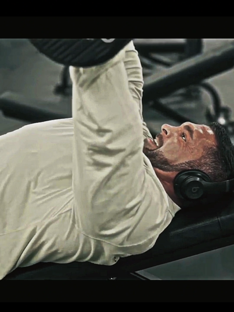 gym workout 🦍💪🏼 . #GymTok #champion #fyp #Fitness #viral 