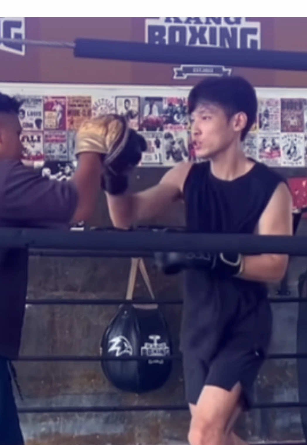 Kena pelet bapak anak 3 @AA Daehoon 대훈 🤪🥊 #aadaehoon #junhoeunhojena #daehoon #boxing #fyppppppppppppppppppppppp 