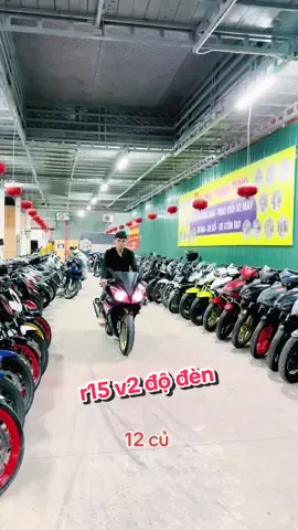 Yamaha r15 v2 độ đèn dáng pkl … *Địa CHỈ : Số nhà 26 Ngõ 123 Đường Nguyễn Văn Giáp - Nam Từ Liêm - Hà Nội (cách bến xe Mỹ Đình 1,5km) #c#cuahangxeuytinhanoim#muabanxemaycutrungtamxemaycuhanoi#yamaha#r15v2 