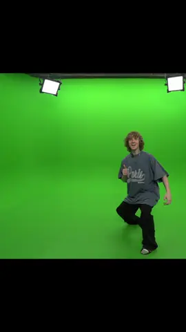 ради зеленого фона уж точно #зеленыйновки #ноилс #ноилсфан #андрейноилс @Тгк: Андрюша Ноилс🧸🤪🌹 