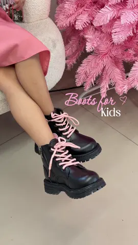 Boots for kids na perfect pang school at pang gala na din! 😍 Perfect din to pang regalo ngayong pasko 🥰 #kidsshoes #bootsforkids #kidsboots #shoesforkids #giftforkids 