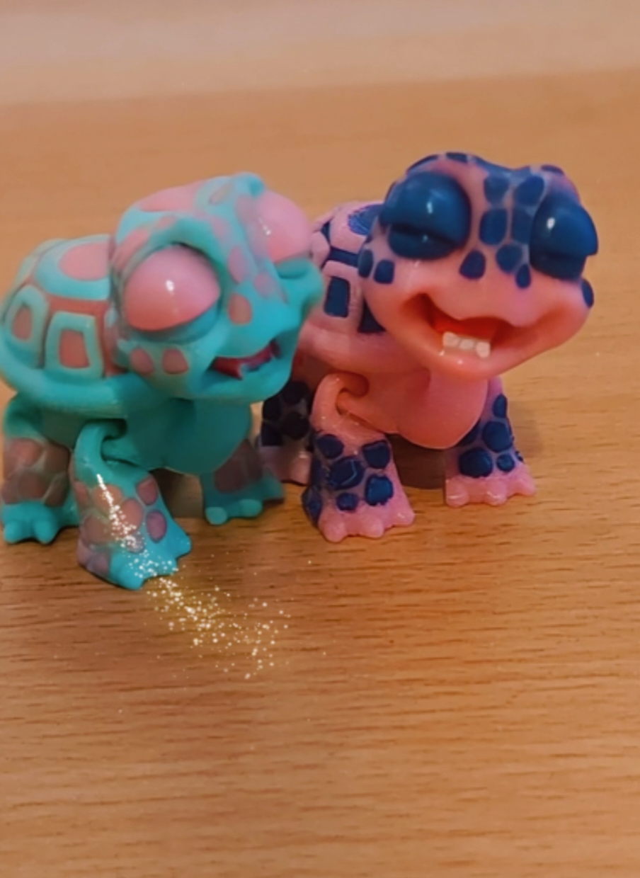 Just 2 turtles toys having fun! #3dprinting #toddlersoftiktok #cutetiktok #toysforkids #toysalive #kidtiktok 