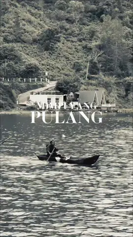 Lidah siapa yang manis bermadu dulu.  #liriklagu #lagujiwang #lagu90an80an #iklim #mimpiyangpulang 