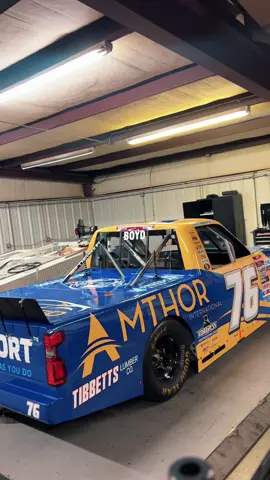 Good morning! Let’s go! #76 #amthorinternational X @masportpumps Chevy! @The Perry Co. & Fortress Pro @FreedomRacingEnterprises @Suay Hats @Nor-Cal Equipment Rentals @Epoxy Depot 🌏 @HJC Helmets @Godspeed Auto Group 