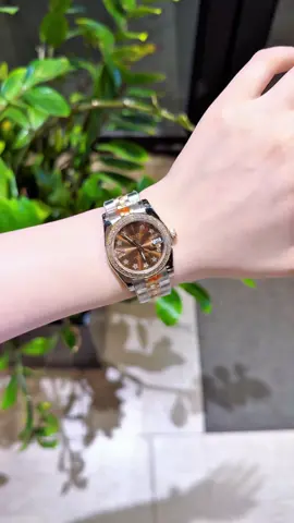 Nâu choco sang chảnh và tone da lắm ạ, sz 31mm phù hợp với mọi cổ tay🤎#xuhuong2025 #donghodep #donghonu #donghodeotay #nghiendongho 