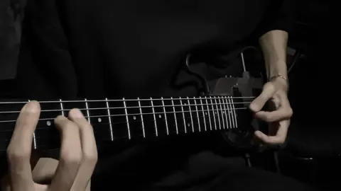 Vitamina  #electricguitar #donnerhushxpro #donnermusic #4u 