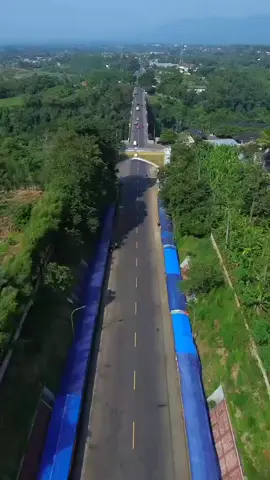 di sasak rajamandala pas sama lagu nya hehe...