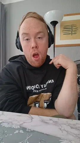 #naughtyraverz #underfeetedraverzz 