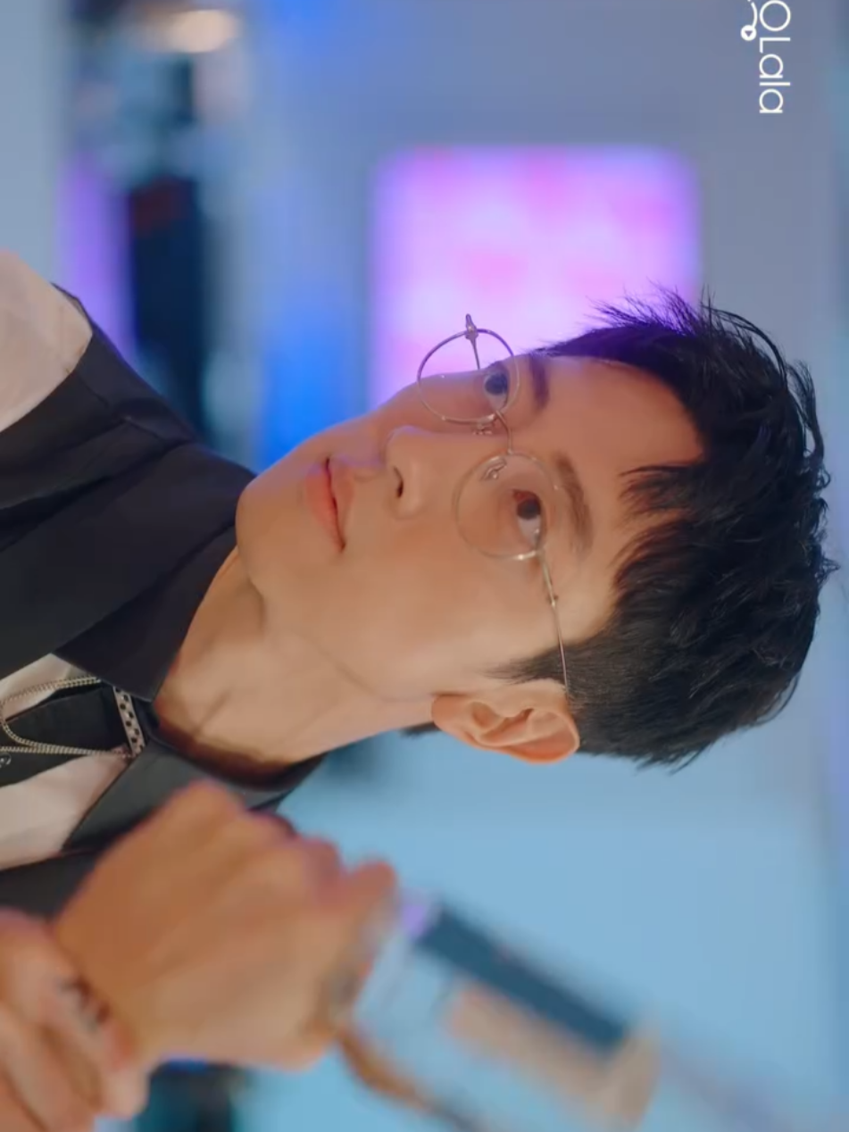 Khi thấy bèo tới kím chuyện cậu chủ thì nói gì cho ngầu? Robot: Cậu ấy là người đàn ông của tôi! #eternalbutler #bl #truongtrietvi #trantuandinh 