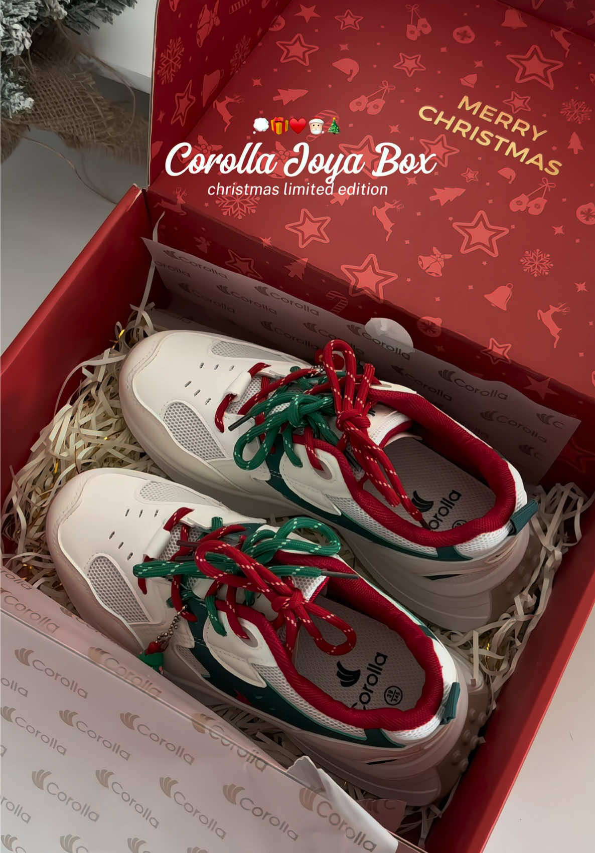 all I want for Christmas is a pair of @Corolla shoes ♥️🎅🎄🎁✨ #corollajoyabox #corollashoes #corollalimitededition #shoes #christmasgift 