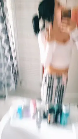 Einen wunderschönen 🫶🦋🖤🦋 #liebegehtraus #lebtliebtlacht #kennedeinenwert #perfekt_unperfekt #gutelaunezone😘 