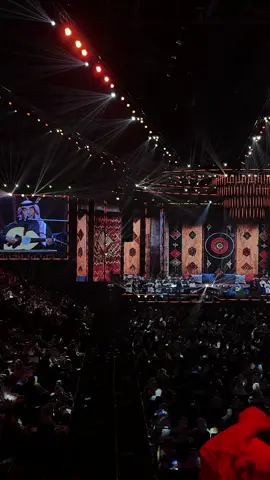 اسمحيلي بالرحيل بلا تذاكر وأمتعه .. #محمد_عبده #فنان_العرب #الكويت 