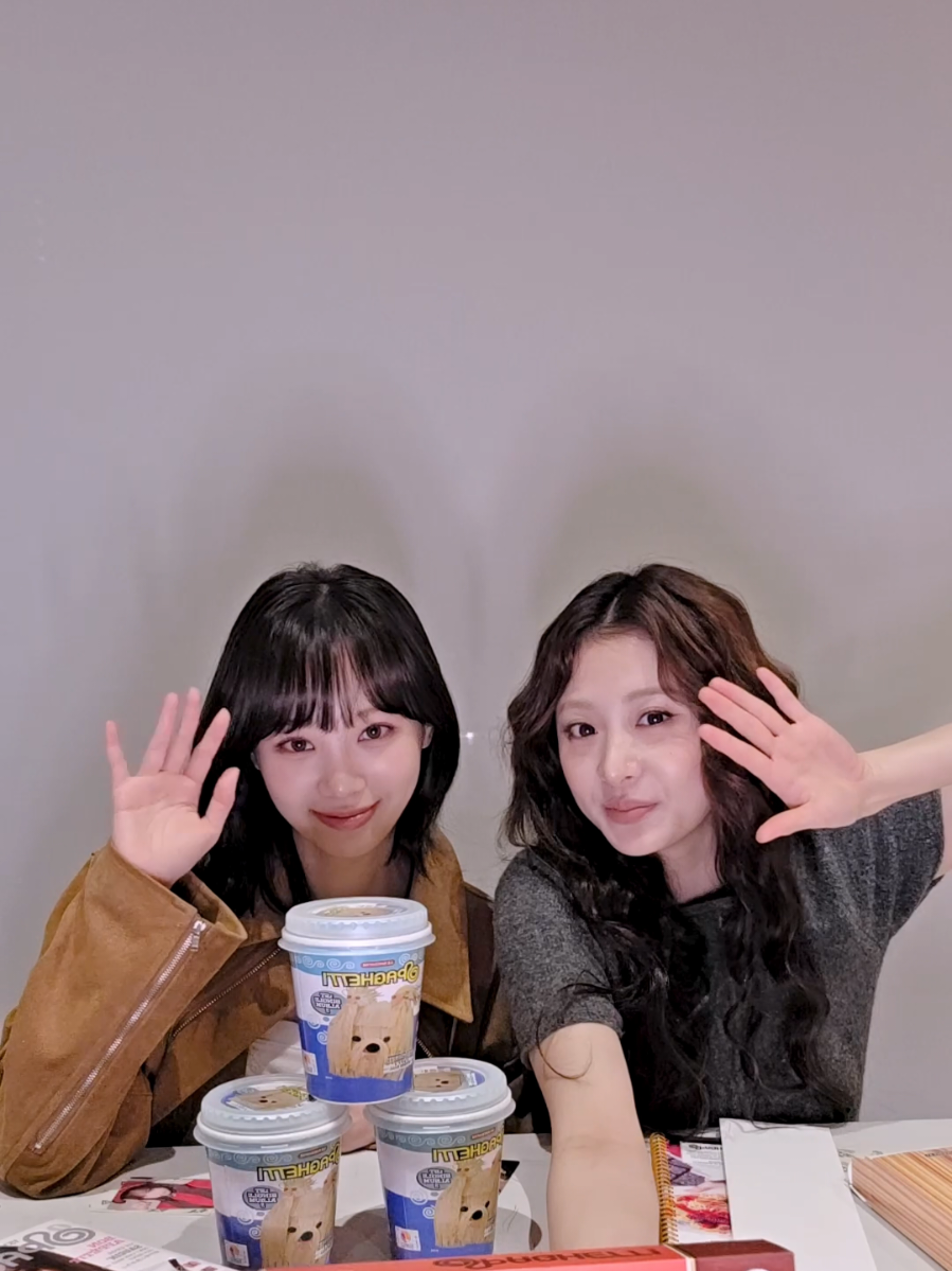 🍝unboxing #LE_SSERAFIM #르세라핌 #KIMCHAEWON #HUHYUNJIN  #EAT_IT_UP_SPAGHETTI 