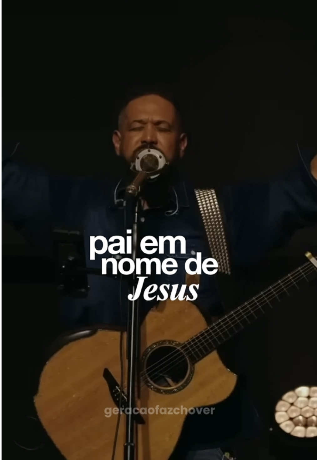 Se possível for, faça essa oração junto de olhos fechados, e deixe Deus falar em seu coração! 🙏🏼 @Fernandinho  #fernandinho #evangelho #biblia #deus #jesus 