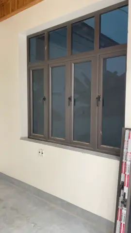 Đời nhôm.kính