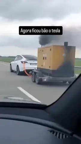 Agora terá muita autonomia. 😀 #carroeletrico #tesla 