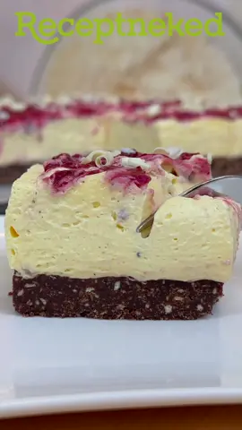 Fehércsokis erdei gyümölcsös szelet - Ezt még sütni sem kell! #recept #receptneked #suti #mutimiteszel 