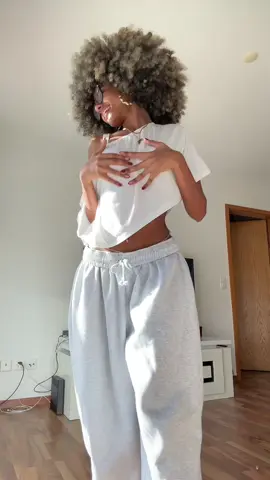 FREEZE @TYLA🐆🙂‍↕️ Dc:@kipittok #tyla #dance #fyp 