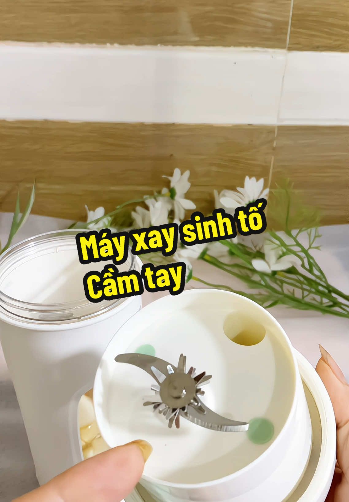Máy xay sinh tố cầm tay mini ,38 lưỡi dao thép không rỉ xay mê lắm #cobinhtaphoa #taphoagiadung #mayxaymini #mayxaysinhtocamtay 