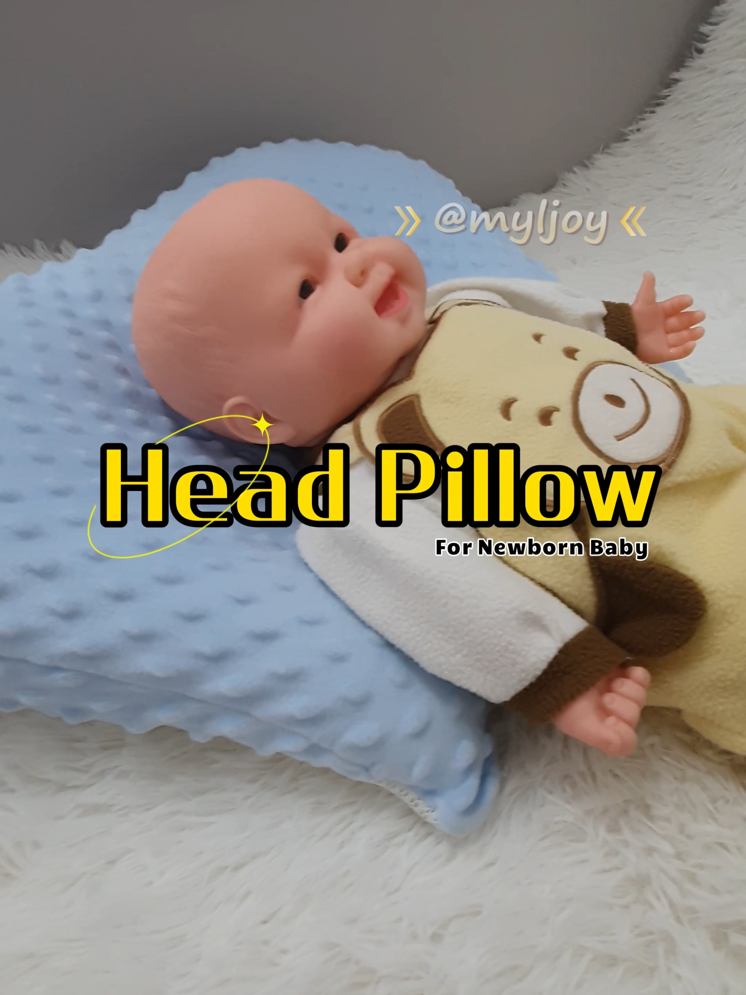 Tummy time lebih menyeronokkan dengan #BabyTummyPillow 💖 ✔️ Sokong bahu & dada bayi ✔️ Bahan lembut dan selamat ✔️ Sesuai dari newborn hingga 6 bulan Biar baby enjoy sambil kuatkan ototnya! 😍 #BabyTummyTime #BabyPillow #IbuDanAnak #BabyComfort #TummyTime