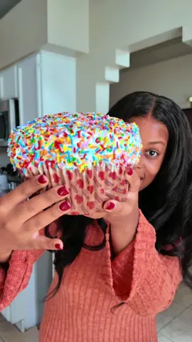 The Crumbs Colossal Cupcake is now at Winn Dixie in the bakery section! It is guaranteed to be a showstopper at your next tailgate or beach trip!  @CRUMBS BAKESHOP  @Winn-Dixie  #crumbsbakeshop #colossalcupcake #celebratewithcrumbs #crumbscomeback #winndixiefinds 