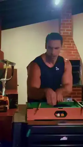 DJ SuperXandao mostrando sua habilidade na Janta de domingo na casa da Sogra !!!! #dj #superxandao 