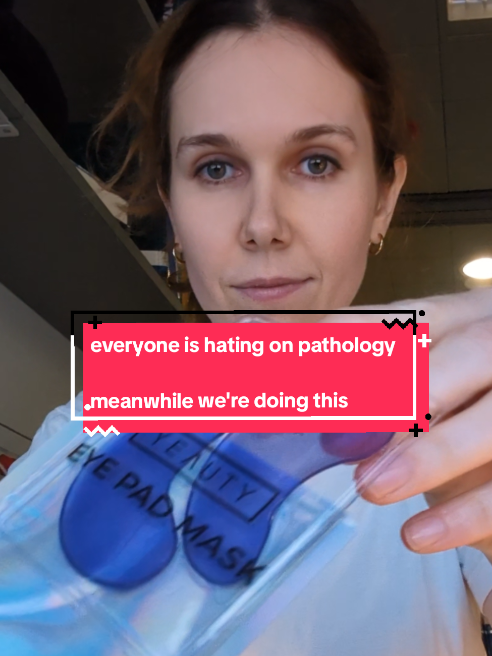 Ad. even though I'll soon be working full-time as an actress 🎥 ✨ and leave medicine, pathology is still the top choice, if I had to choose again 🔪🔬🏥 but now it's time for following my dreams of working as an actress 🎥  If pathology taught me anything, then this is the one chance we got to do what we love! so let's go! #YEAUTYøjenmasker #yeauty #veganskincare #pathologist #followyourdreams 