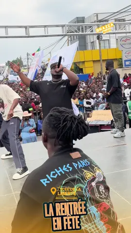 ‼️ @makhalbamalecheck sur scène lors du méga concert gratuit organisé par La Casa Event, célébrant la reconstruction du Complexe scolaire La Liberté 🇨🇬 📍 Complexe scolaire La Liberté – Talangai 🗓️ 24 octobre | 🕙 Dès 10h00 W// : @snpcgroupe #pourtoi #brazzabuzz🇨🇬 