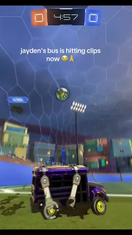 jayden's bus is crazy 😭🙏#fyp #rl #rocketleaguehighlights #viral #rocketleagueclips 