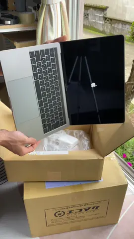 Macbook cũ giá rẻ trên những app đồ cũ của nhật#macbooknhatban #macbookpro #macbook 