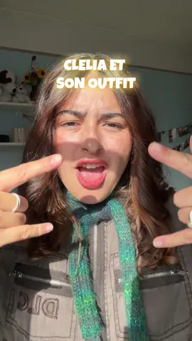un conseil pour percer (ou pas) : être soi même lol insta : bycleliaa #foryou #viral #tricot #ootdinspo 