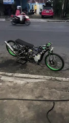 masi kepala 9 kok😇#vfourtuns💚 #bengkulu #bklspeed #justforfun #vario160cc 