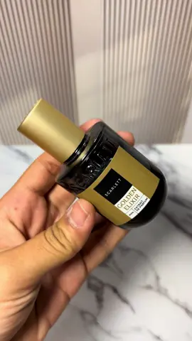 Scarlett whitening parfum golden elixir wanginya elegan banget #scarlettwhitening #parfum #parfumviral #parfumtiktok #parfumereccomended #nvryntt 